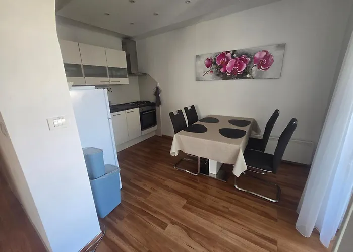 Апартаменты Isola Escape *